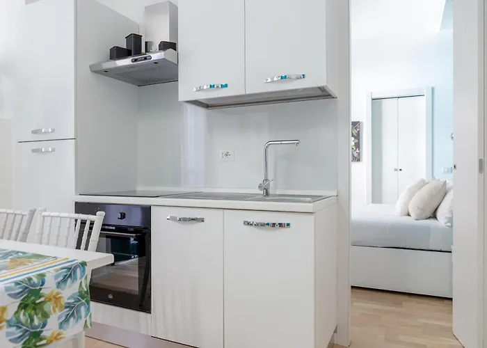 Parisi Apt