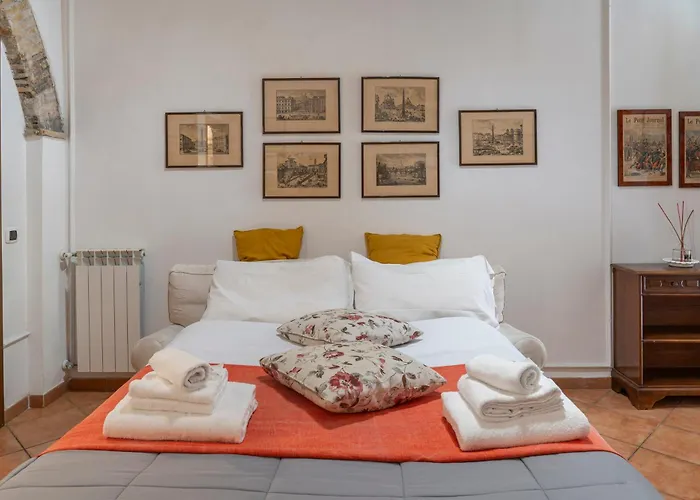 Casa De' Medici In Via Giulia